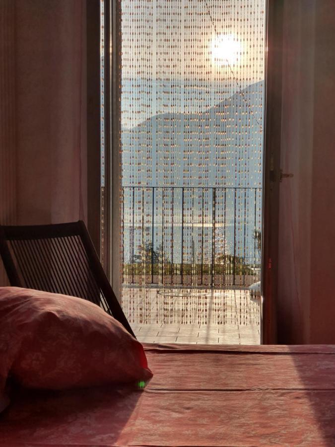 Residence Celeste Mezzegra ภายนอก รูปภาพ