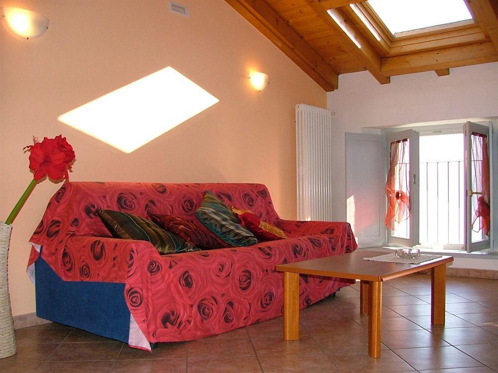Residence Celeste Mezzegra ภายนอก รูปภาพ