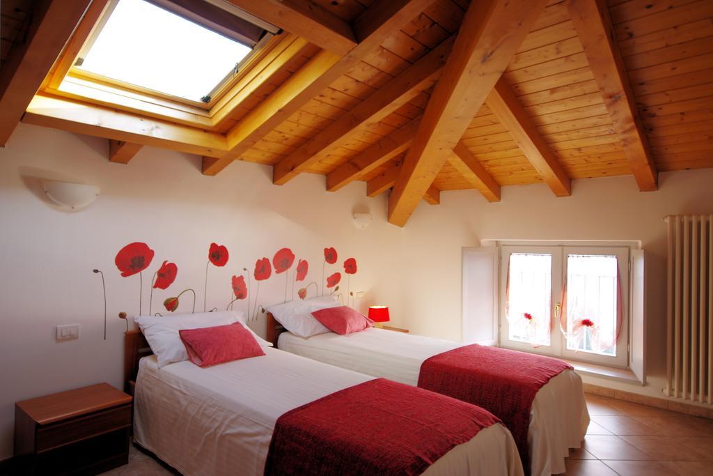 Residence Celeste Mezzegra ภายนอก รูปภาพ