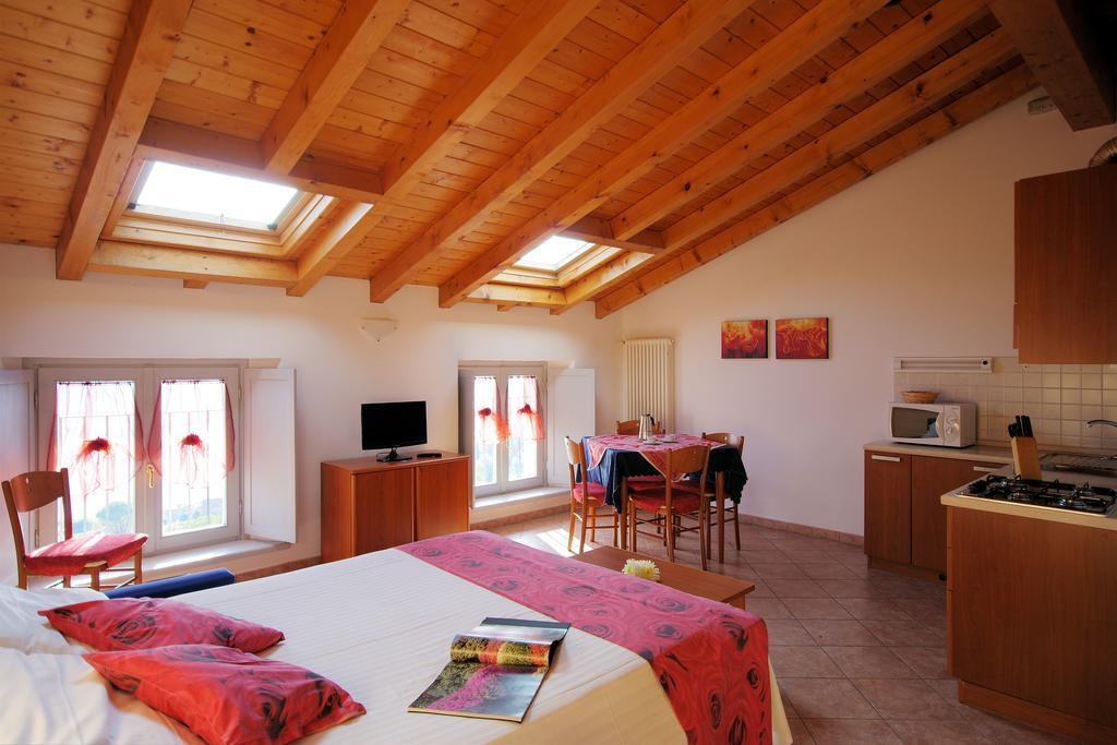 Residence Celeste Mezzegra ภายนอก รูปภาพ